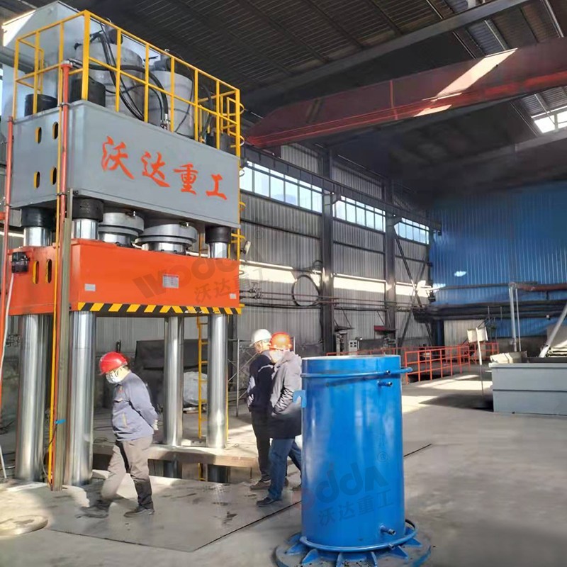 坩堝液壓機 坩堝液壓機