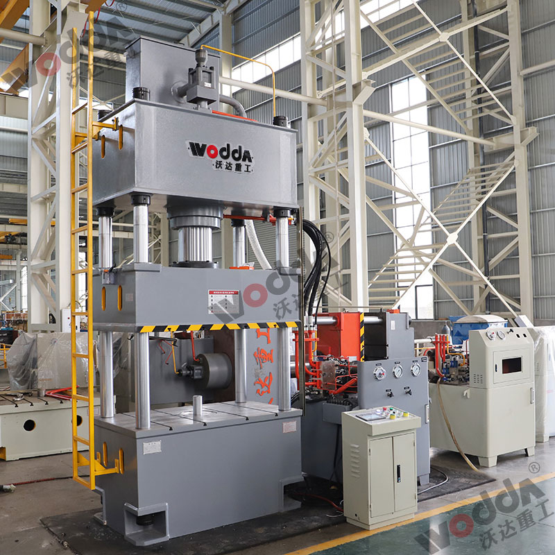 200噸拉伸液壓機(jī) 200噸拉伸液壓機(jī)