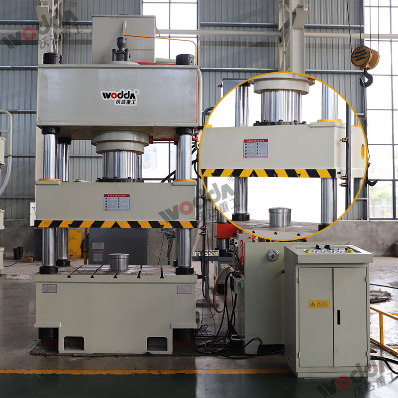 400噸不銹鋼水箱板拉伸液壓機(jī) 400噸不銹鋼水箱板拉伸液壓機(jī)