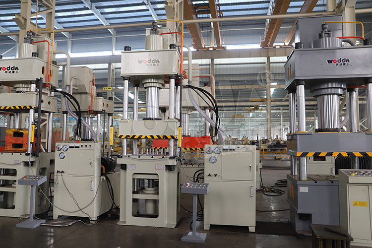 150噸拉伸機(jī) 150噸拉伸機(jī)