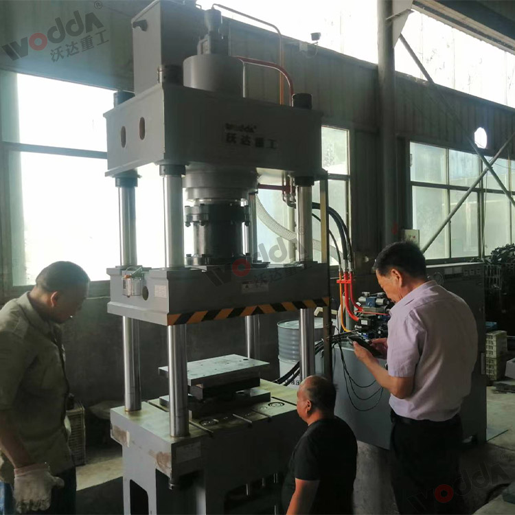 200噸不銹鋼離心風(fēng)機拉伸成型液壓機 200噸不銹鋼離心風(fēng)機拉伸成型液壓機