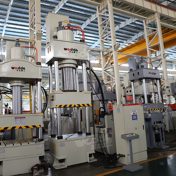 400噸三梁四柱液壓機 400噸三梁四柱液壓機