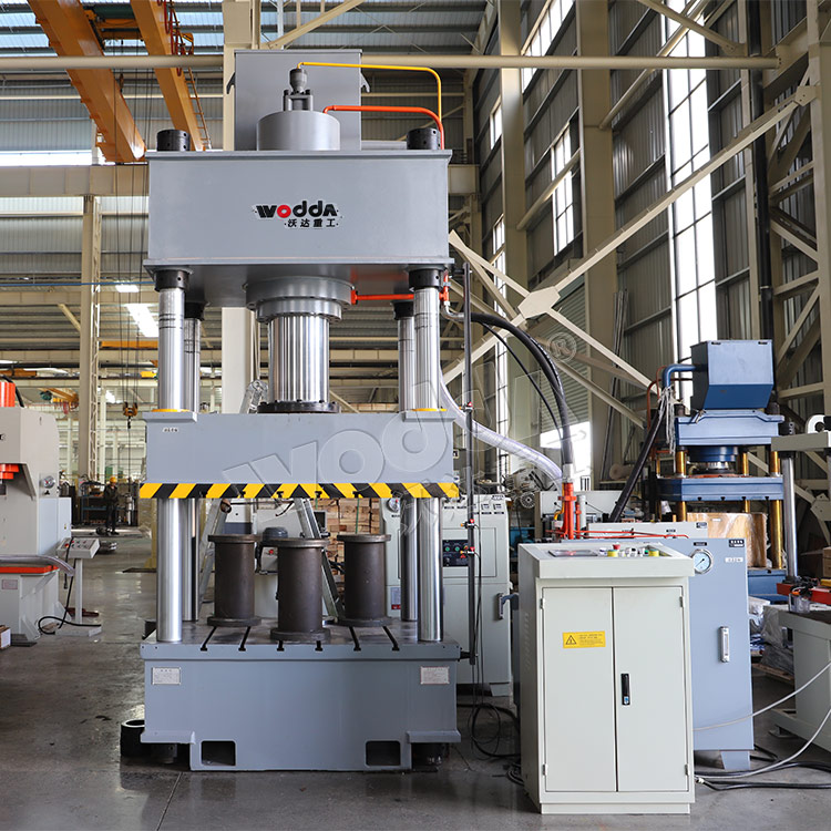 國(guó)標(biāo)315噸四柱液壓機(jī) 國(guó)標(biāo)315噸四柱液壓機(jī)