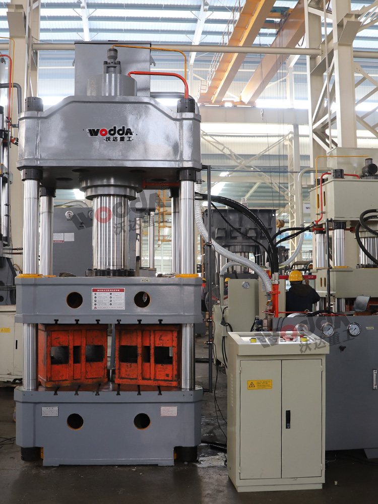 315噸國標四柱液壓機 315噸國標四柱液壓機