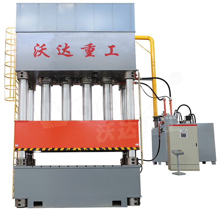 2500噸三梁四柱液壓機(jī) 2500噸三梁四柱液壓機(jī)