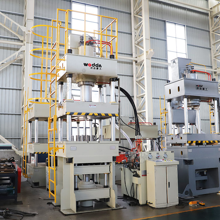 200噸液壓墊拉伸液壓機.jpg 200噸液壓墊拉伸液壓機.jpg